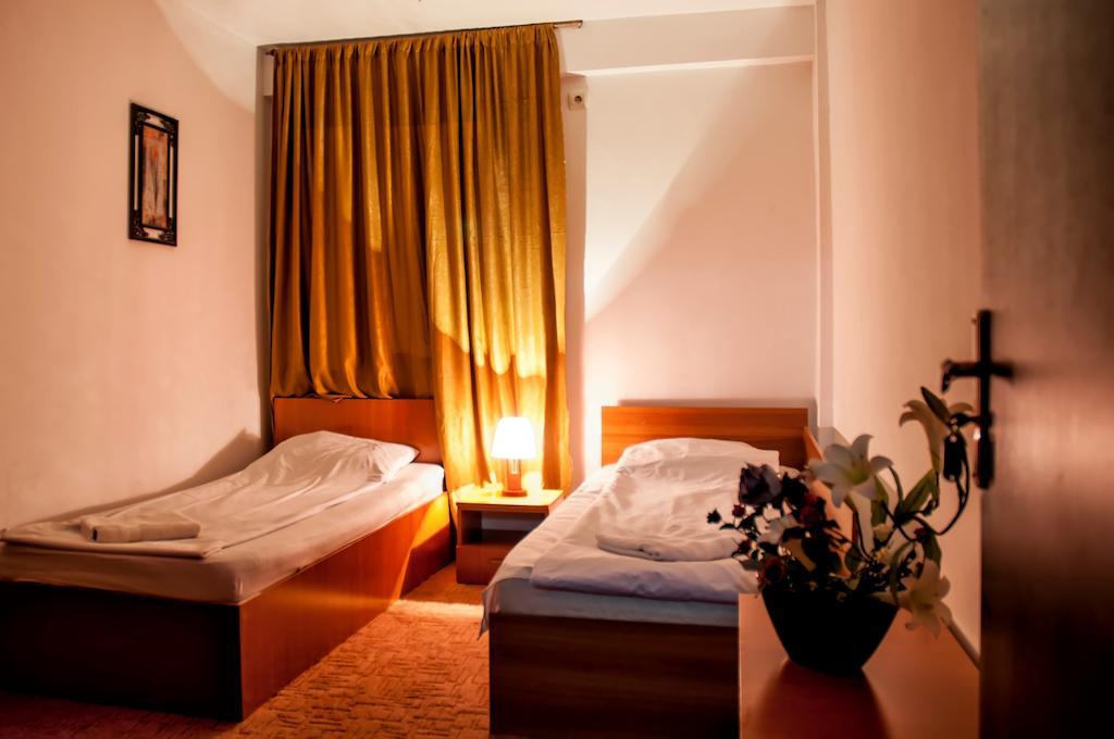 Hotel Stars بوخارست الغرفة الصورة